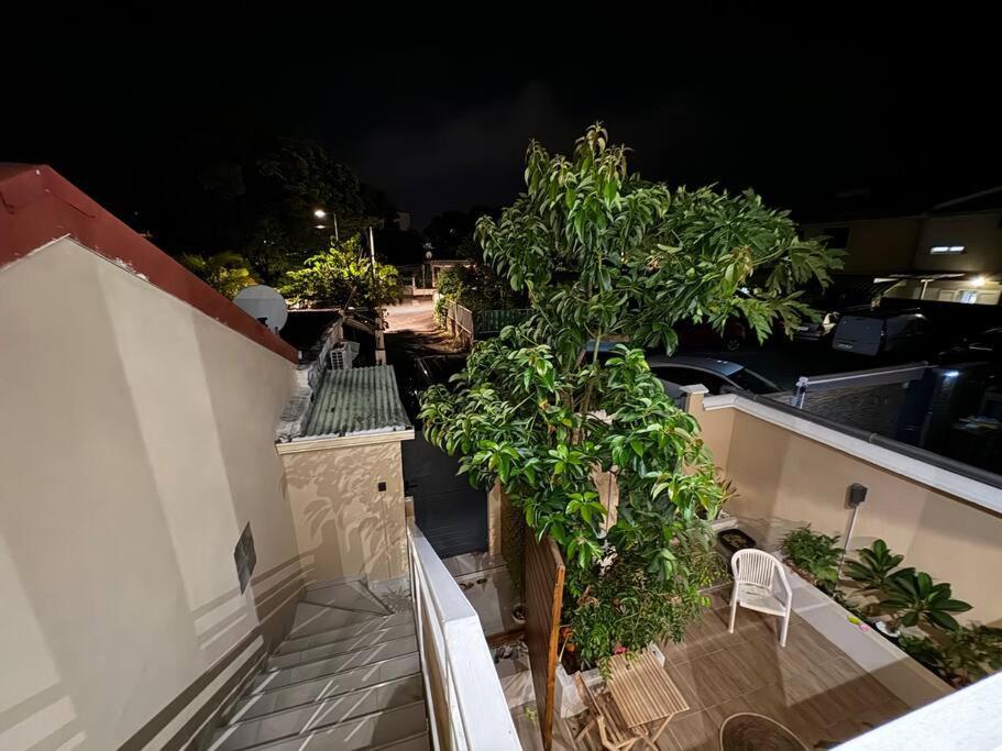 Grand Studio Charmant, Tout Equipe… Saint-Denis Exterior foto